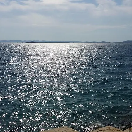 Buki-sea View Apartament Drage