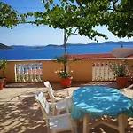 Buki-sea View Apartamento *