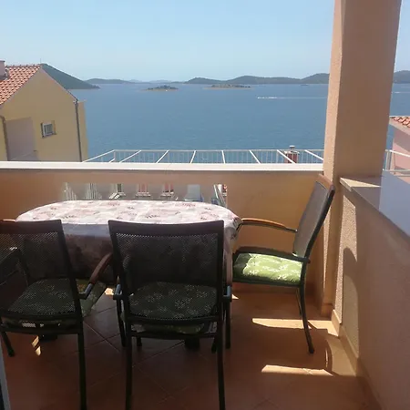 Buki-sea View דראגה